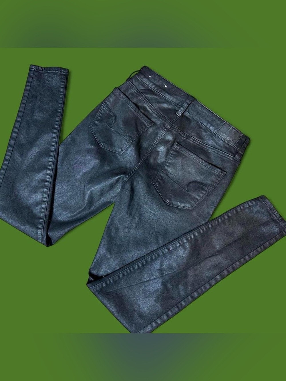 American Eagle Hi-Rise Jegging Faux Leather Jeans. Size 2